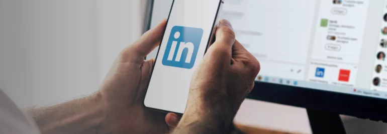 Using Linkedin application on mobile device